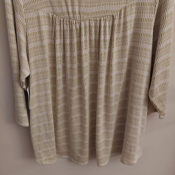 89TH & MADISON Hi/Low Striped 3/4" Sleeve Top - Picture 7 of 11